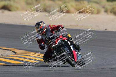 media/Oct-08-2022-SoCal Trackdays (Sat) [[1fc3beec89]]/Turn 10 (945am)/